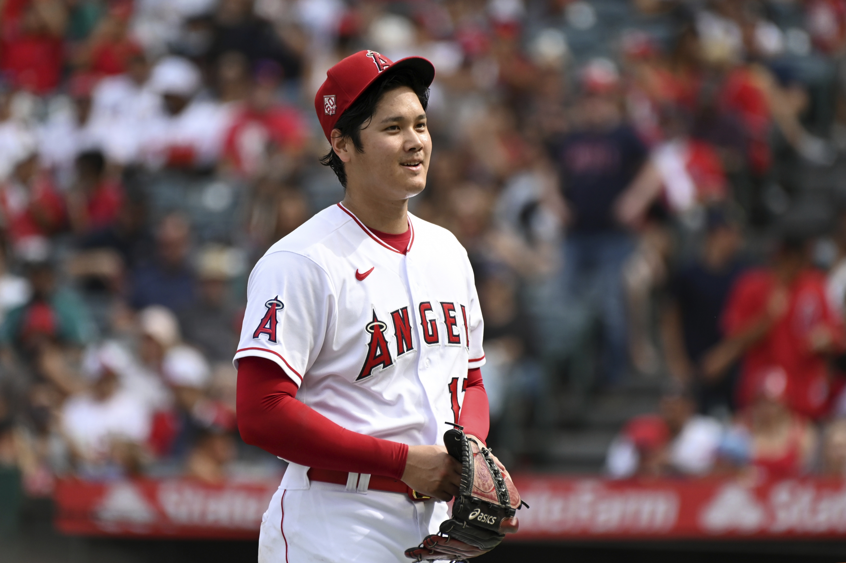 Ohtani bids farewell to Japan fans ahead of Los Angeles Angels