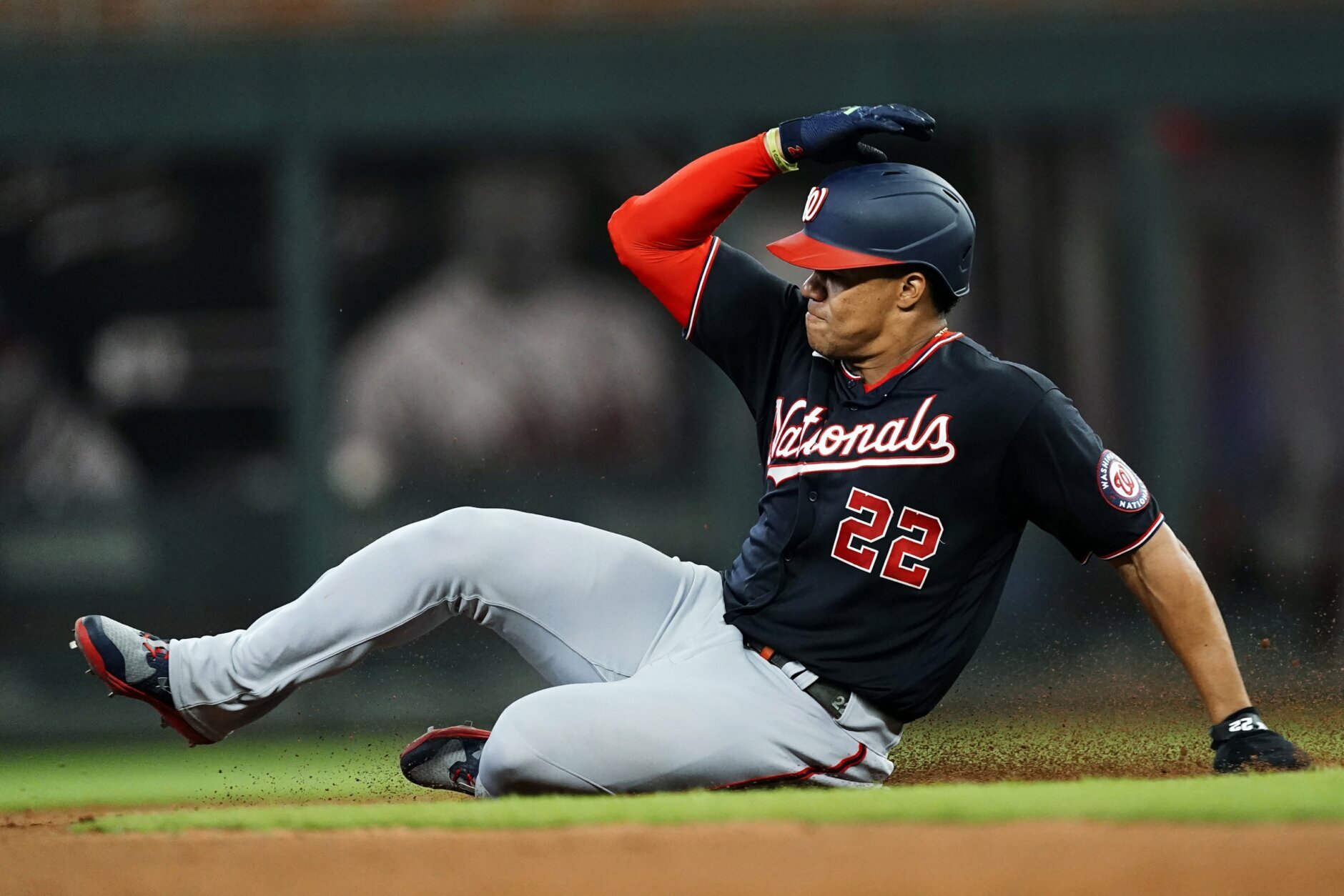 Juan Soto puts Nationals ahead with HUGE single that clears the bases