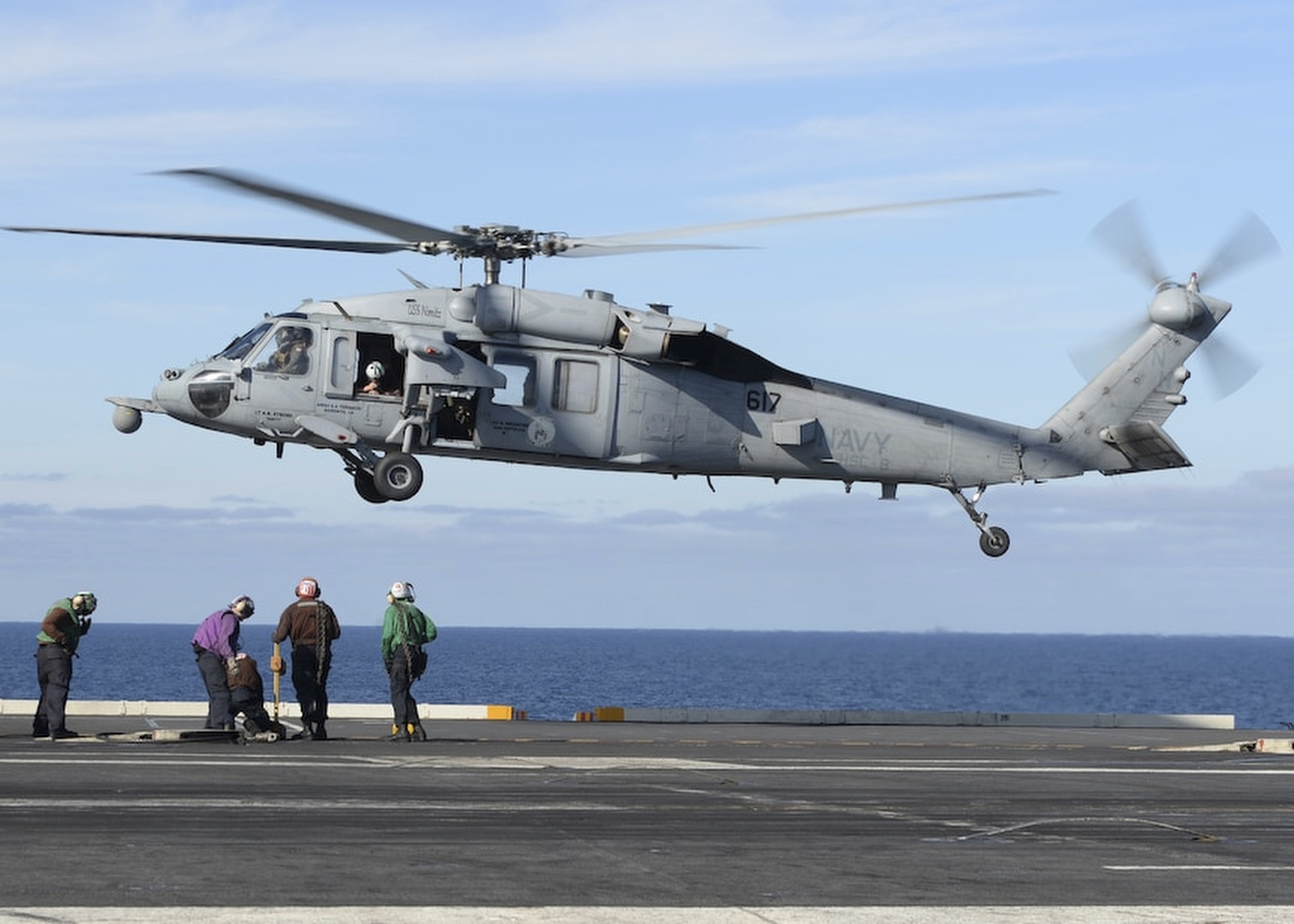 US Navy IDs 5 killed in helicopter crash off California - WTOP News