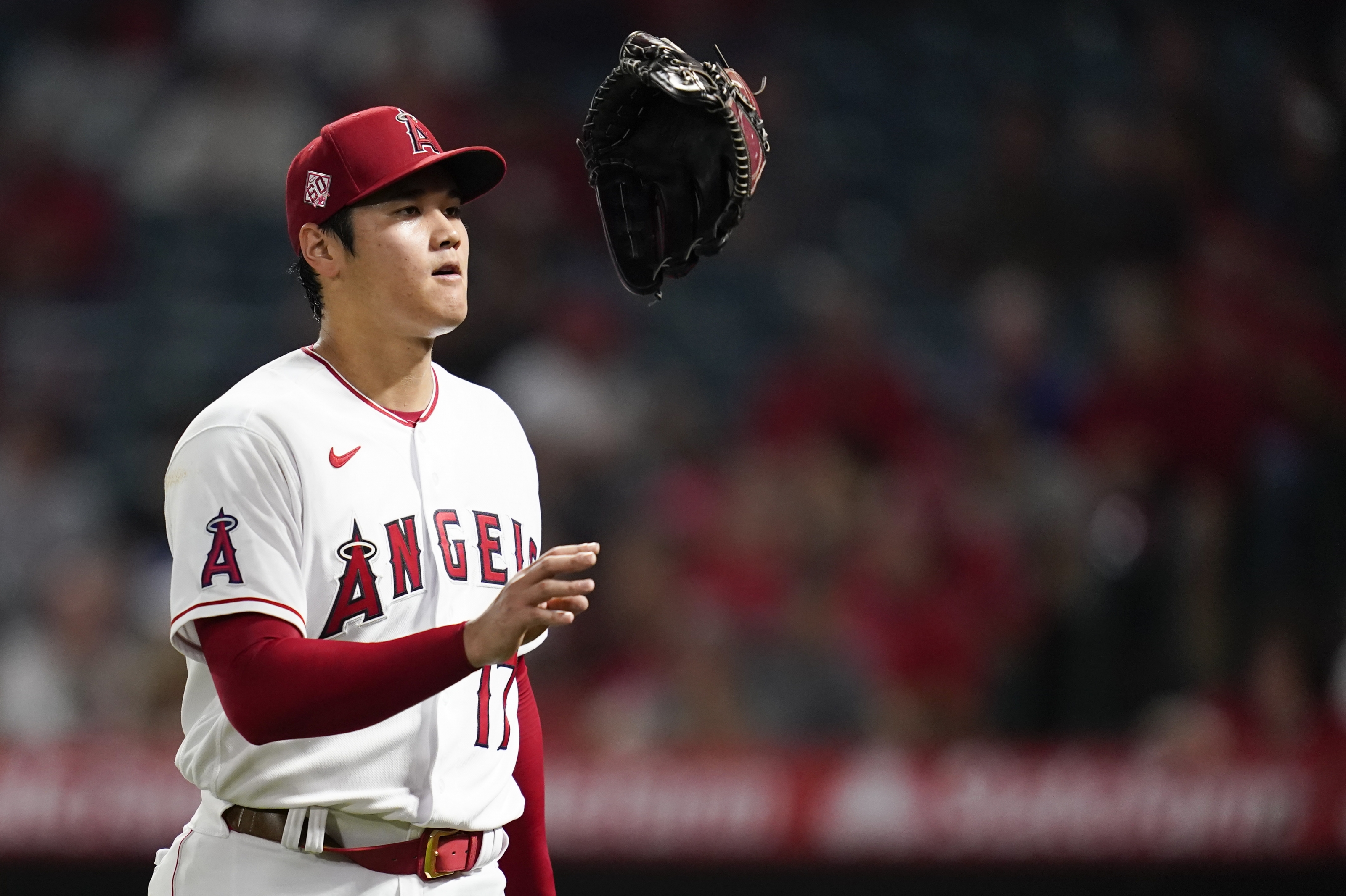 Angels' sloppy defense leads to third straight loss to Astros