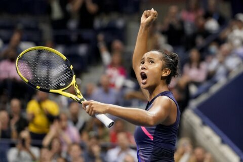 Teen dream: Raducanu, 18, Fernandez, 19, into US Open final