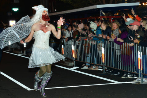 DC high heel race to close streets near Dupont Circle Tuesday