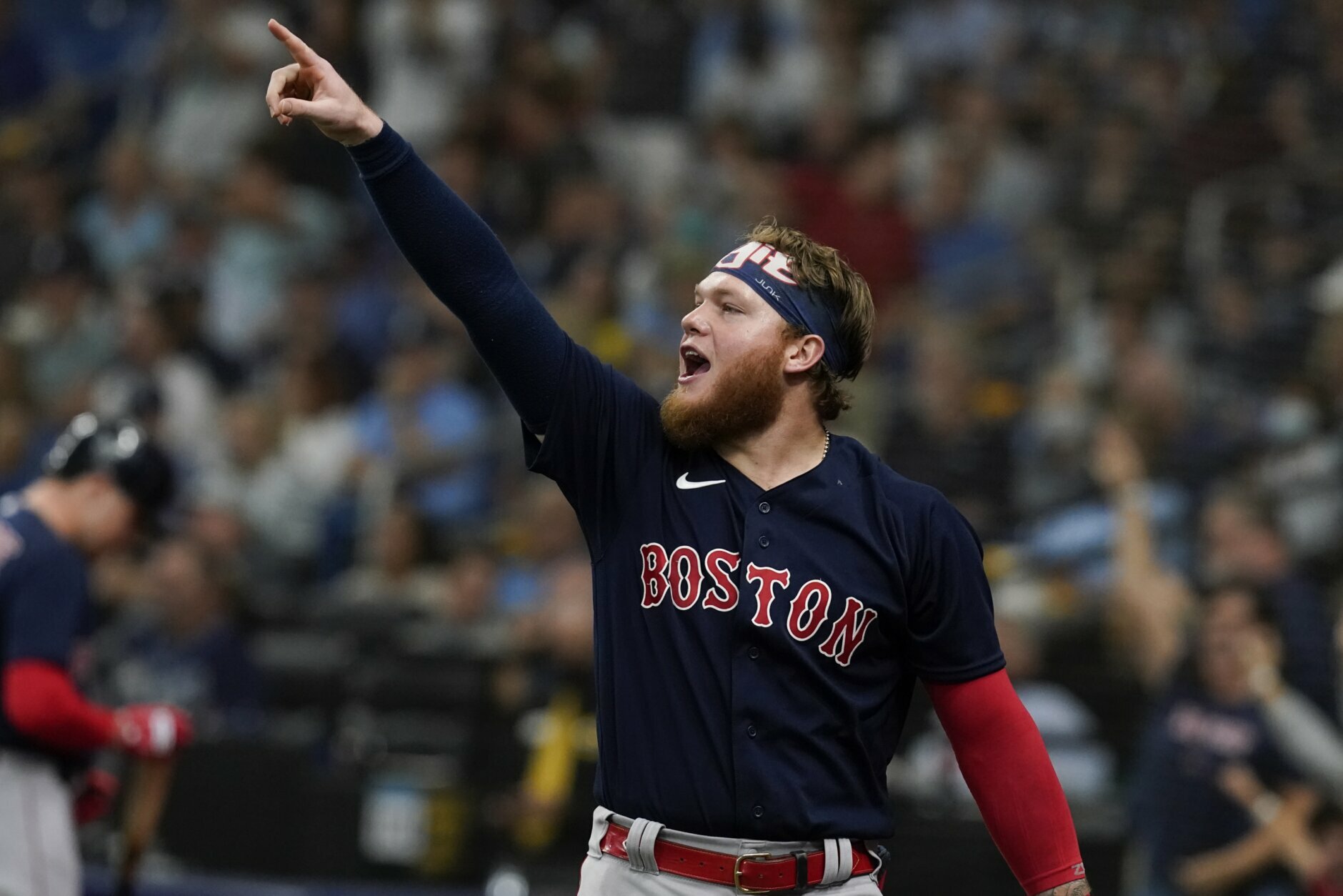 Xander Bogaerts belts go-ahead three-run homer, Boston Red Sox