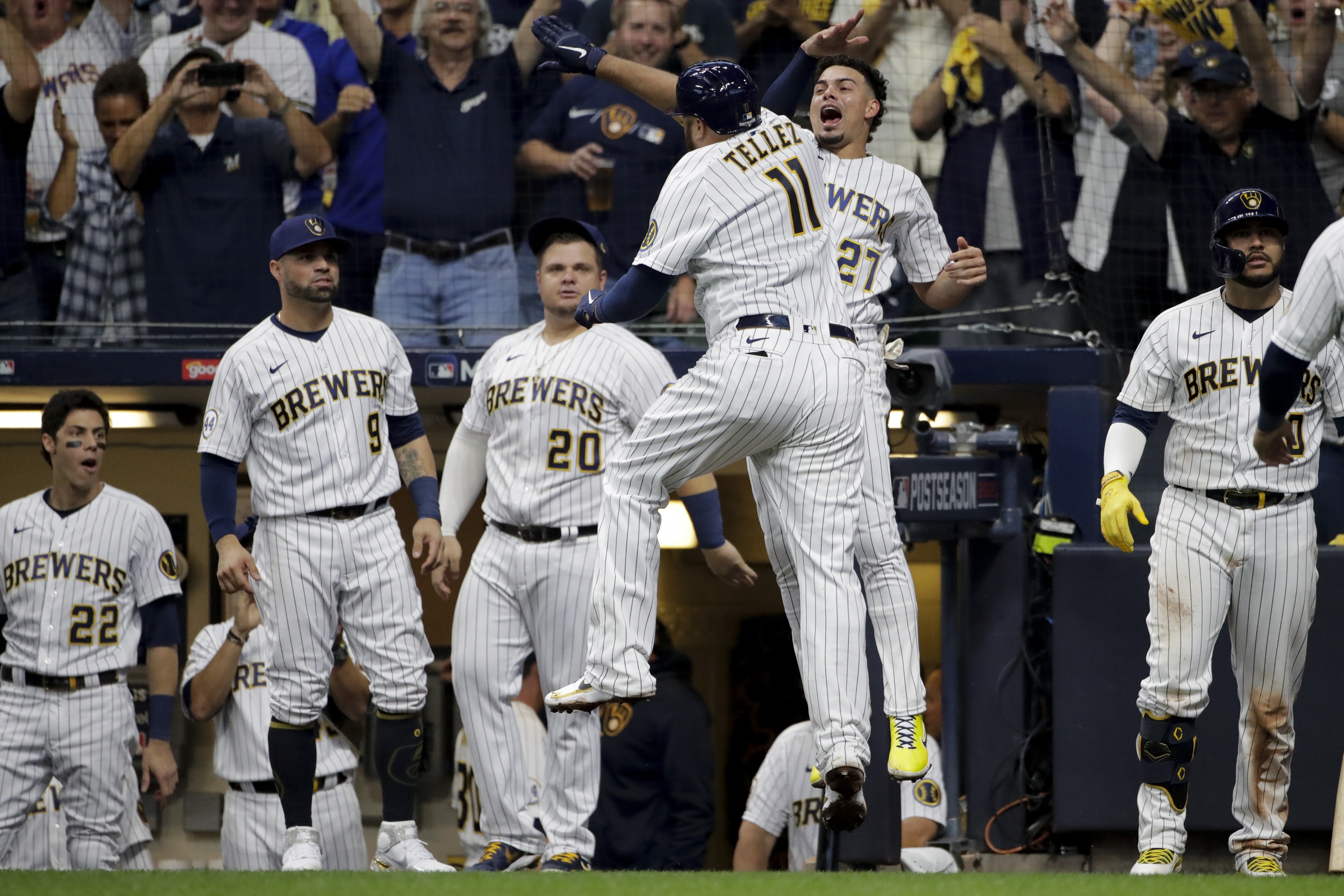 Tellez HR, throw spark Brewers over Braves 2-1 in Game 1 - WTOP News