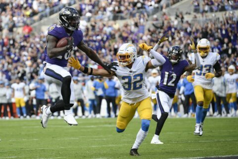 Ravens rule out Murray, Watkins for Cincinnati game