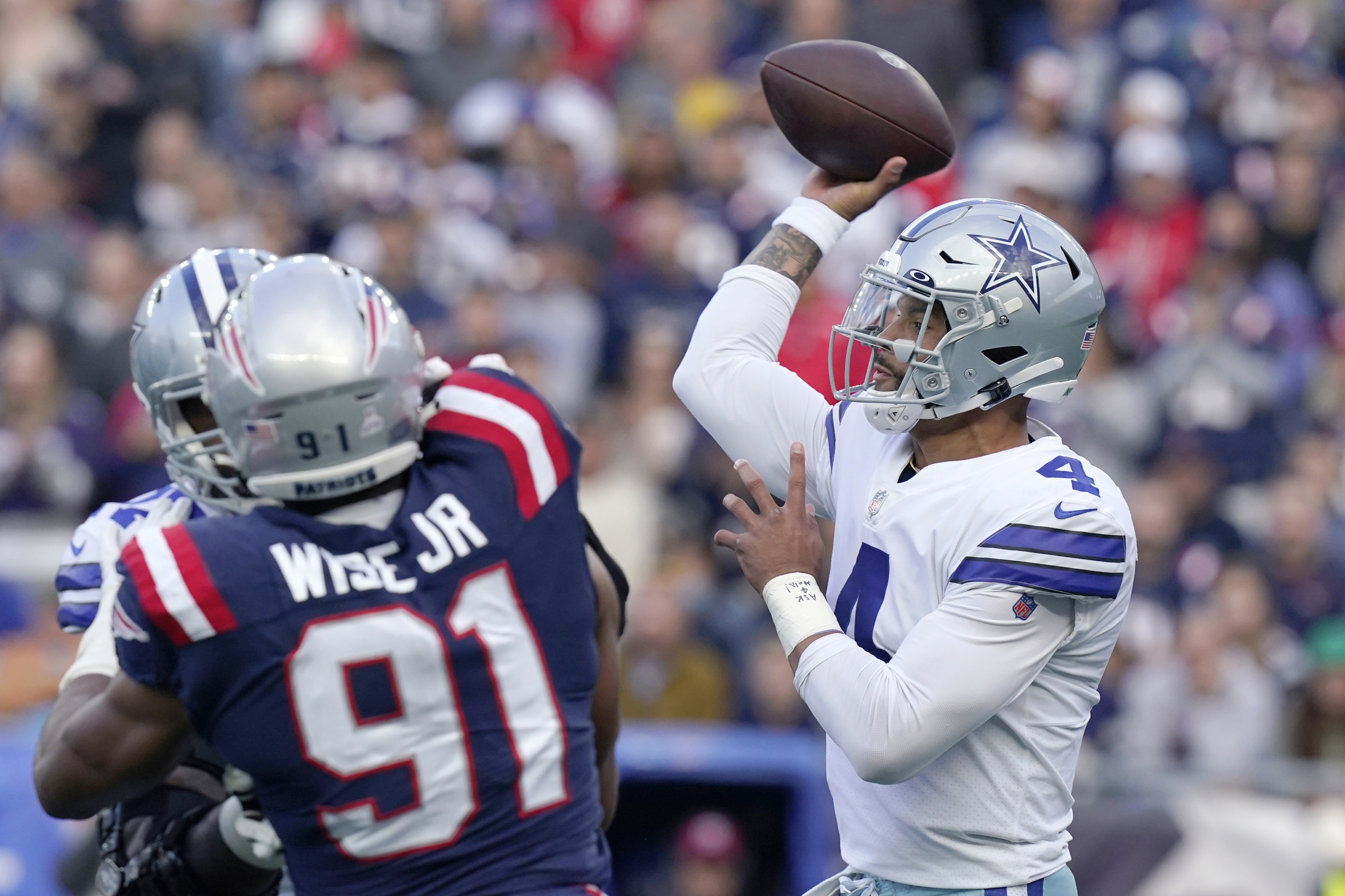 With Dak down, Cooper Rush passes Cowboys past Vikings 20-16