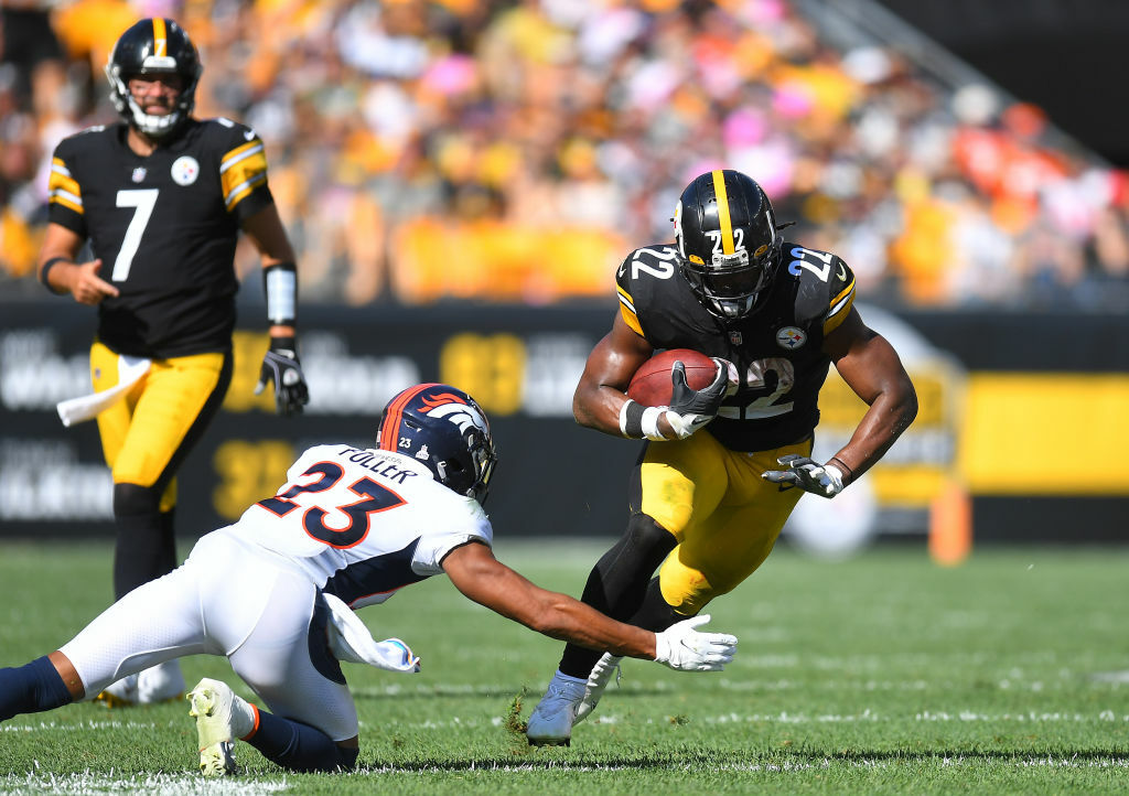 <p><em><strong>Broncos: 19</strong></em><br />
<em><strong>Steelers: 27</strong></em></p>
<p>Pittsburgh finally put together the kind of balanced offensive attack they&#8217;ve lacked for years. Another performance like Sunday&#8217;s against the Russell Wilson-less Seahawks should get the Steelers right back in the AFC North race.</p>
