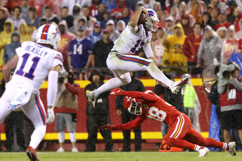 <p><b><i>Bills: 38</i></b><br />
<b><i>Chiefs: 20</i></b></p>
<p>After a start defensively on par with <a href="https://profootballtalk.nbcsports.com/2021/10/04/bills-in-super-bowl-winning-company-with-two-shutouts-in-first-four-games/" target="_blank" rel="noopener">the greatest teams the NFL (and the D.C. area especially) has ever seen</a>, the Buffalo Bills made another statement in stormy Kansas City by steamrolling the Chiefs to avenge their AFC Championship Game loss. They made a clear statement that the best team in the NFL resides in Western New York.</p>
<p>Meanwhile, KC is in some trouble after falling to 2-3. The first place Chargers are red-hot while the Chiefs are the only team in the league to give up 29+ points in every game this season, and the usually superhuman Patrick Mahomes has revealed his mortal nature. We may see a legit shootout at FedEx Field Sunday.</p>
