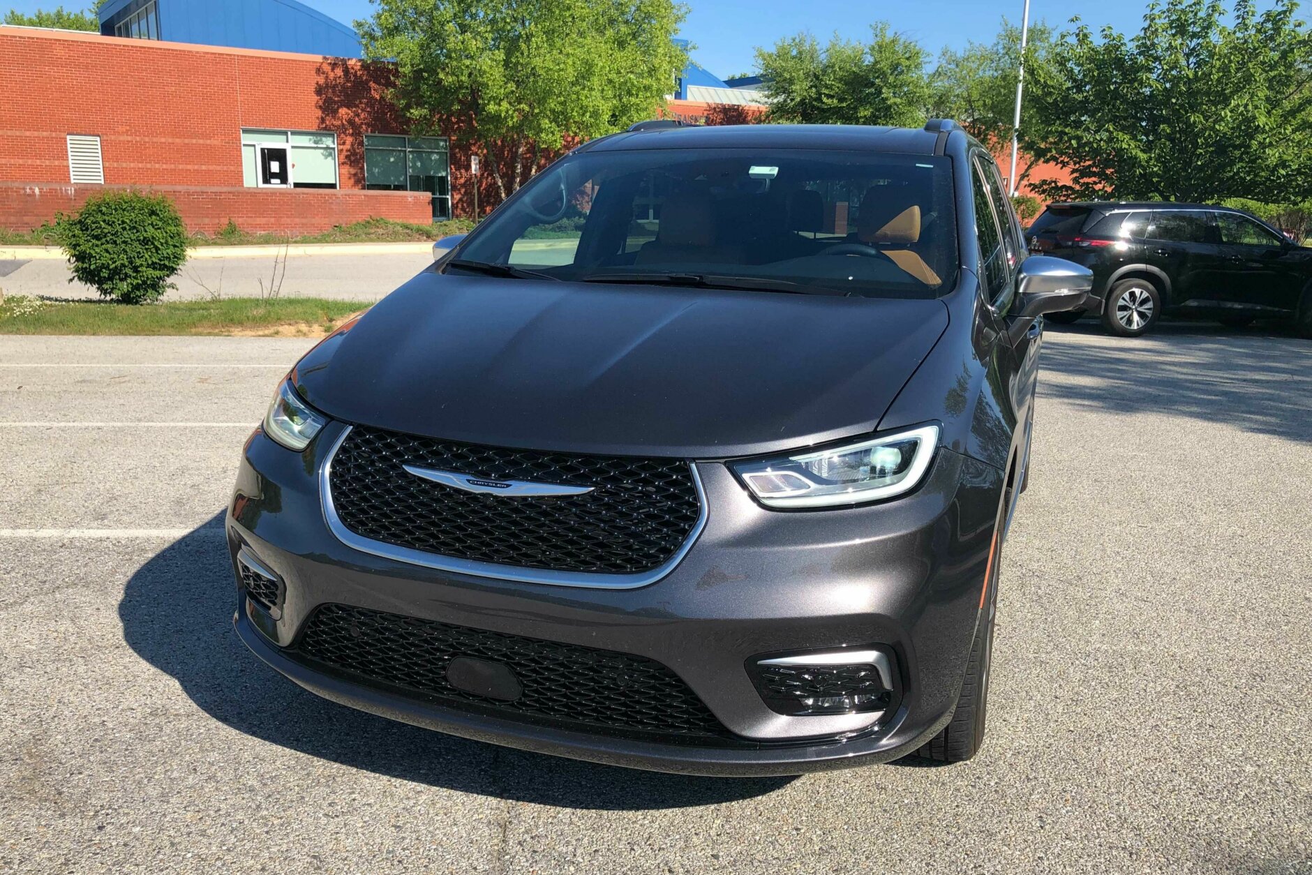 <p>Another week and yet another minivan. This time it is the latest from Chrysler.</p>
