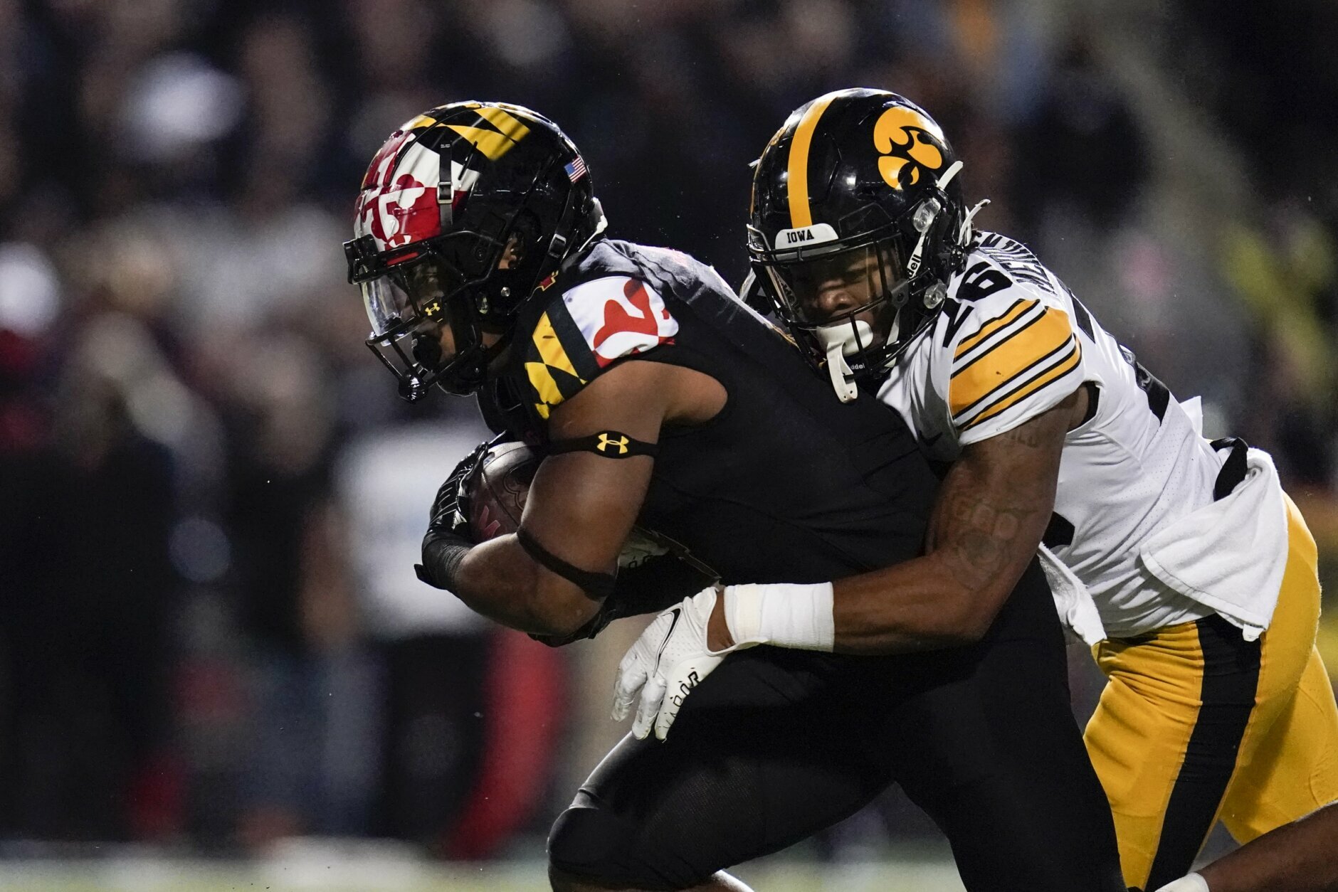 No. 5 Iowa forces 7 turnovers in 5114 rout of Maryland WTOP News