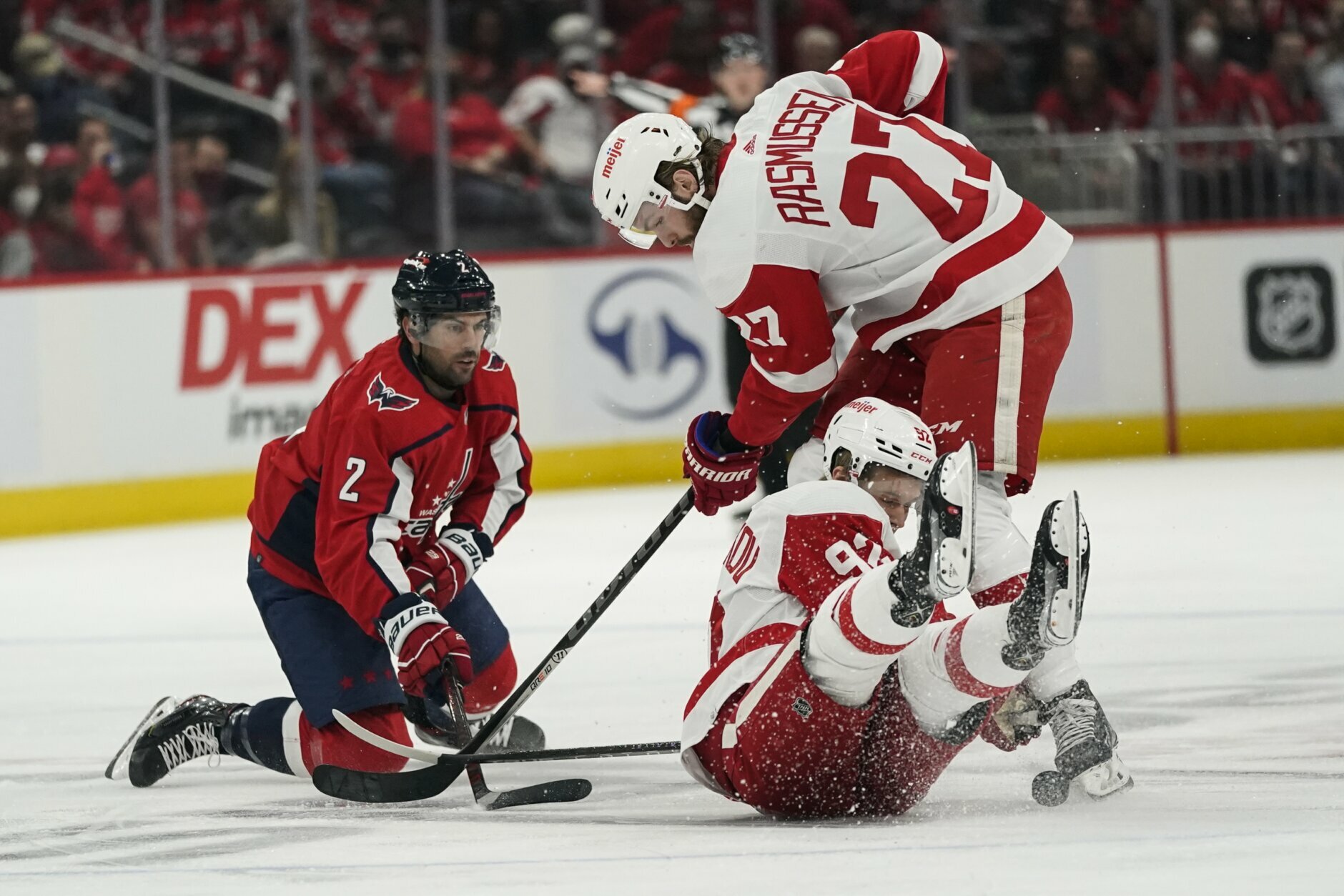 Red Wings use three-goal second period to down Penguins - The Rink Live   Comprehensive coverage of youth, junior, high school and college hockey