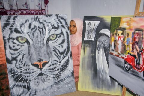 In Somalia, a rare female artist promotes images of  peace