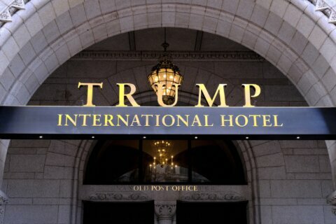 Trump hotel lost $70M despite millions in foreign business