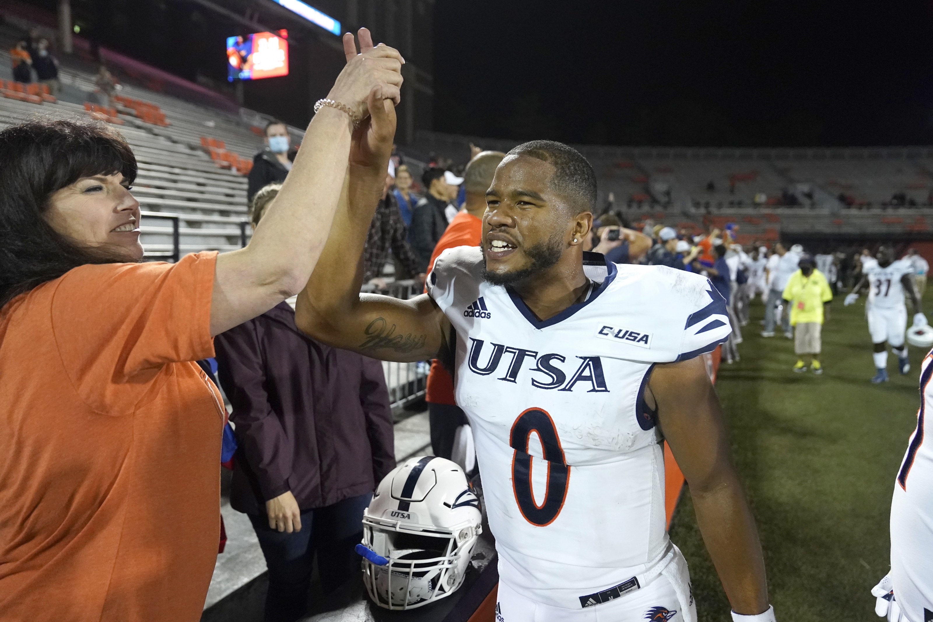 UTSA quarterback Frank Harris answers the most personal questions