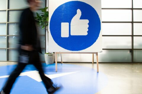 Facebook to hire 10,000 people in EU to build the ‘metaverse’