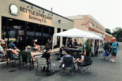 Settle Down Easy Brewing coming to Oakton