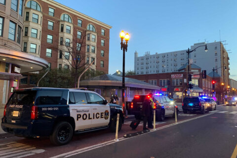 Shootings, smoke affect service on Metro’s Red, Yellow, Green lines