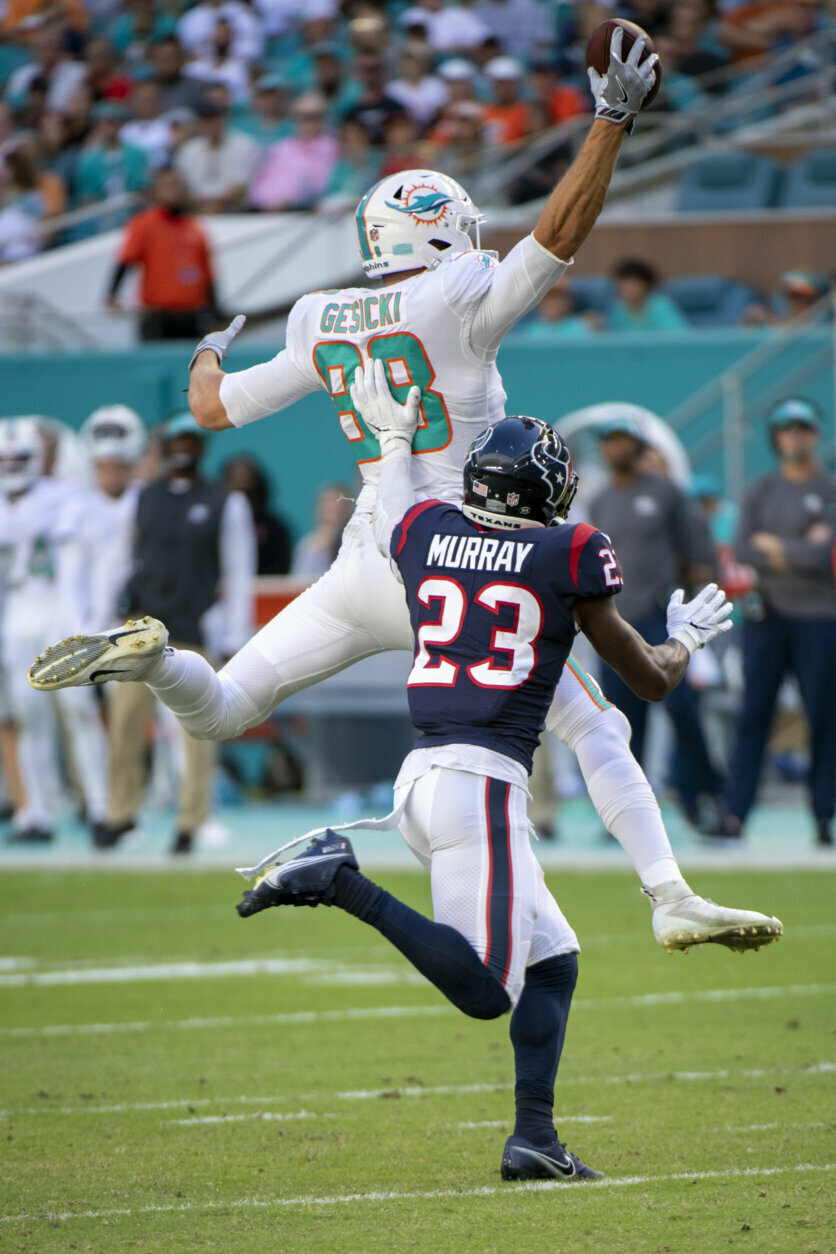 <p><em><strong>Texans 9</strong></em><br />
<em><strong>Dolphins 17</strong></em></p>
<p>Miami had more turnovers (five) than scoring drives (three). The Dolphins did a masterful job of delicately balancing getting a much-needed win and proving to Houston how much they need that Deshaun Watson trade to happen in the offseason.</p>
