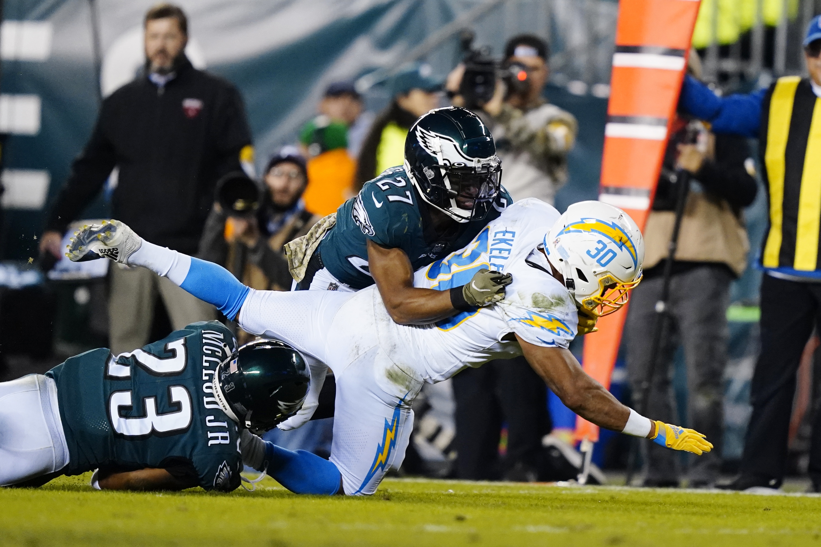 Historically speaking: Jaguars-Eagles