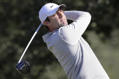 Scheffler steady at the end to build 1-shot lead in Houston