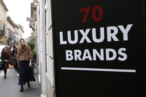 Study: US shoppers outspend Chinese to restore luxury market