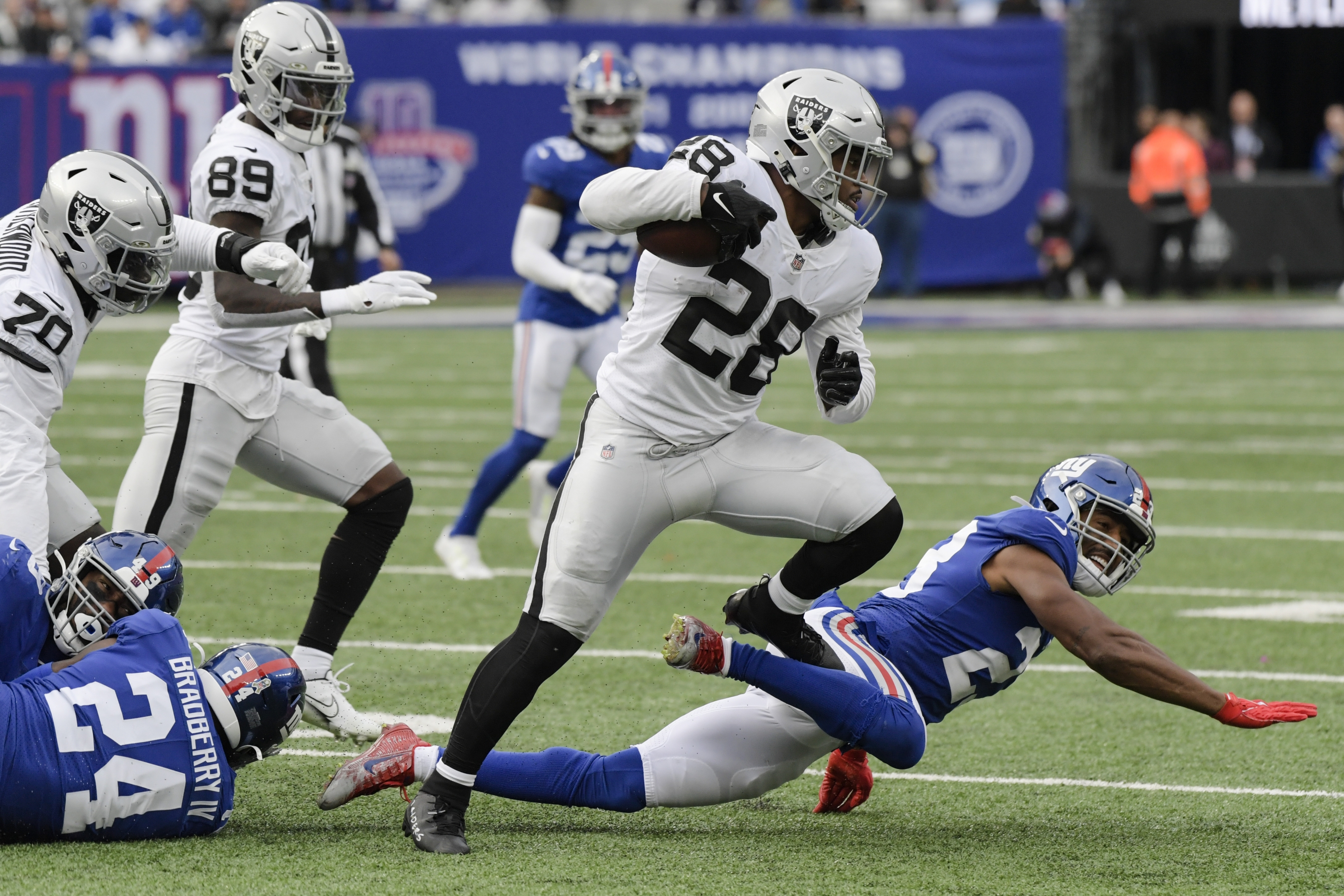 Raiders host Chiefs in AFC West battle on NBC Sunday Night Football