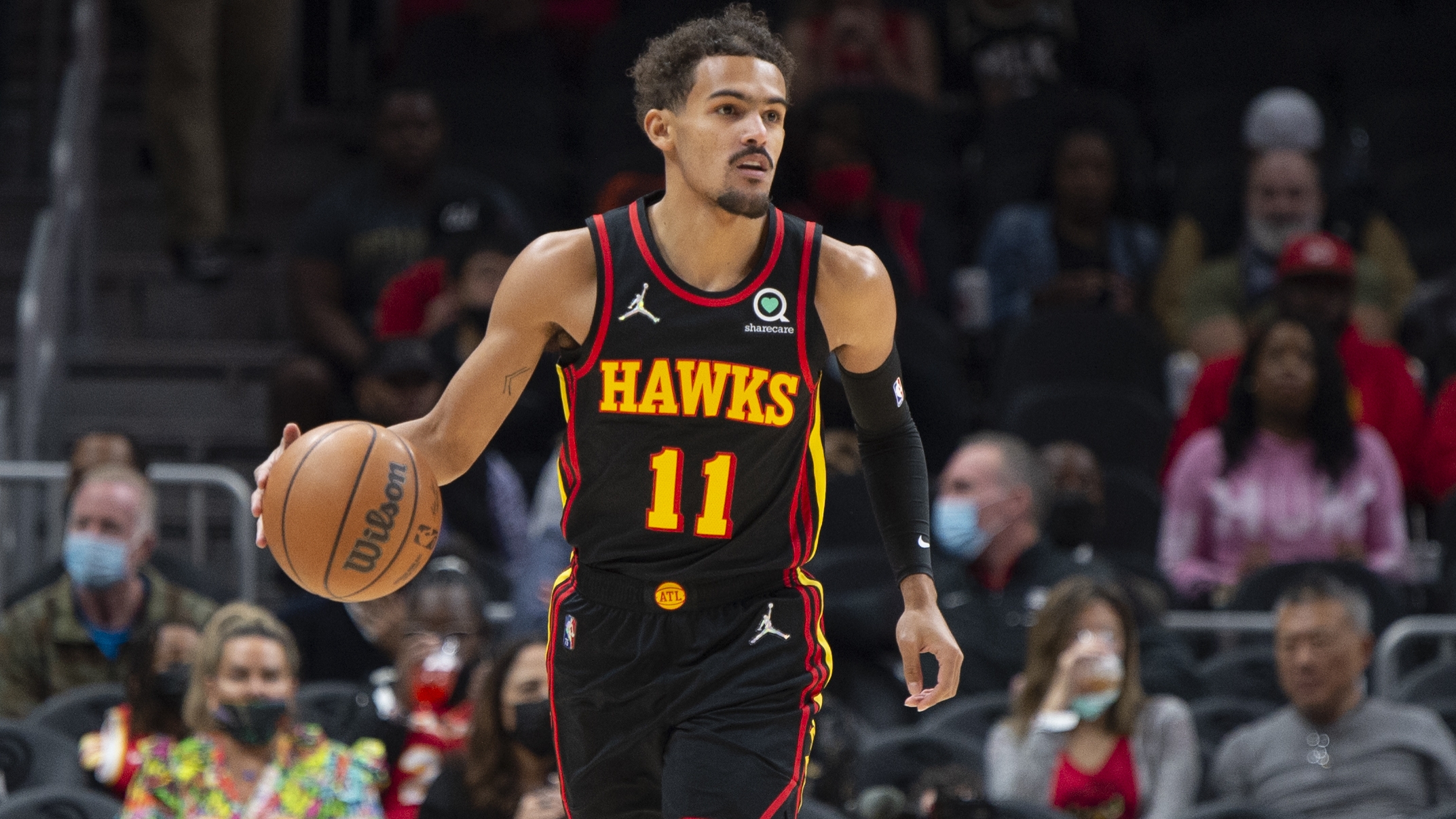 Young scores 45 on emotional night, leads Hawks past Wizards