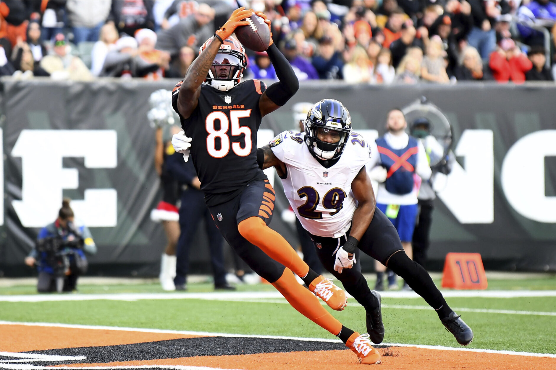 <p><em><strong>Ravens 21</strong></em><br />
<em><strong>Bengals 41</strong></em></p>
<p>I don&#8217;t know if it was <a href="https://www.espn.com/nfl/story/_/id/32924799/joe-burrow-believes-low-covid-19-totals-cincinnati-bengals-partly-due-city-lack-nightlife" target="_blank" rel="noopener">Joe Burrow&#8217;s boredom in Cincinnati</a> or Baltimore&#8217;s injury-riddled secondary, but the Bengals took out years of frustration on the Ravens.</p>
<p>Burrow&#8217;s franchise-record 525 yards were the fourth-most in NFL history and his four touchdowns moved Cincy into sole possession of first place in the AFC North. Given they swept the Ravens and Steelers (in the same season for the first time since 2009) by a combined score of 147-58, the Bengals have earned the division title they&#8217;re about to win tenfold.</p>
<p>Meanwhile, Baltimore&#8217;s four-game slide moves them from the 1-seed in the AFC to seventh in the conference in just a month&#8217;s time. I hate that Josh Johnson&#8217;s return was spoiled by that patchwork Ravens defense, but I root hard for a 35-year-old journeyman on his 17th team across three leagues.</p>
