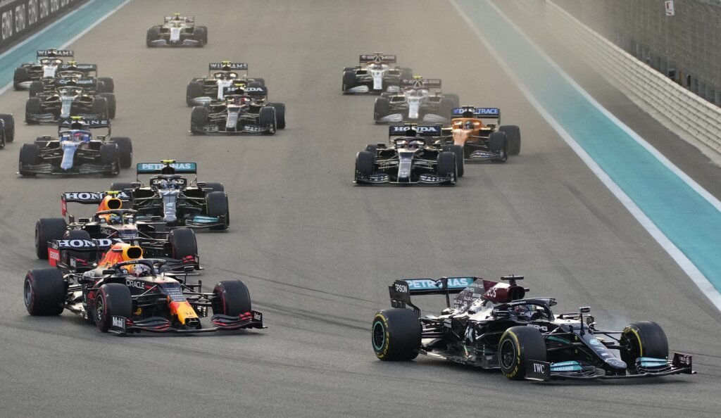 Mercedes withdraws appeal of Formula 1 season finale