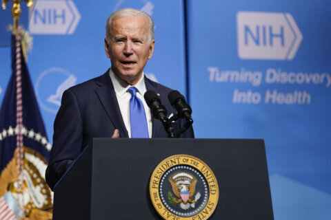 Biden admin announces plan to reimburse at-home COVID-19 testing