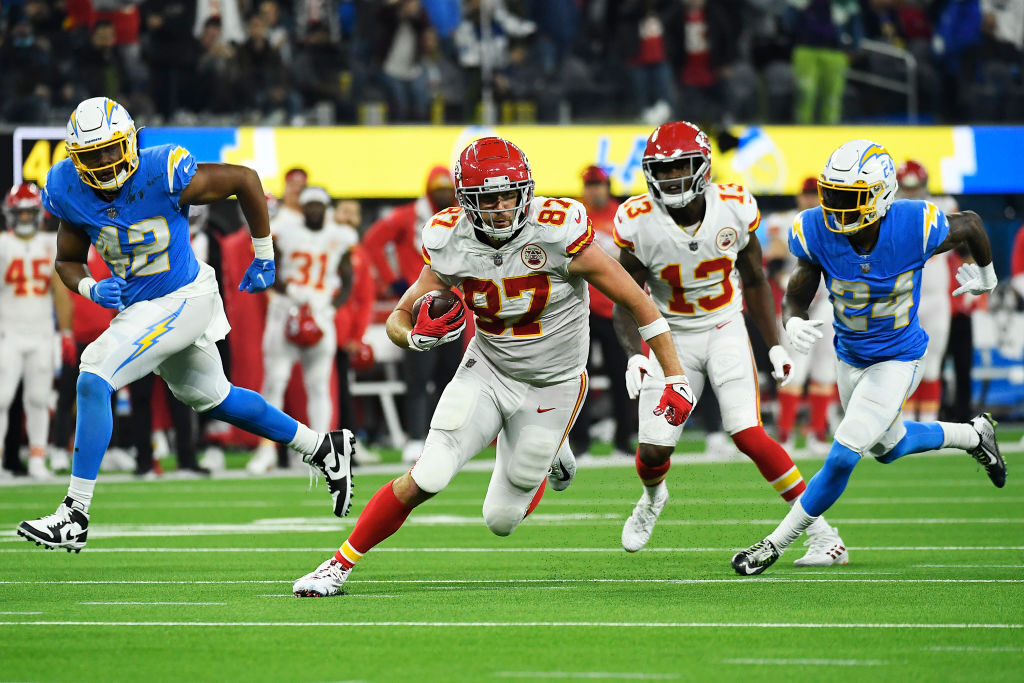 <p><em><strong>Chiefs 34</strong></em><br />
<em><strong>Chargers 28 (OT)</strong></em></p>
<p>I don&#8217;t care that Patrick Mahomes 12-0 in road division games — <a href="https://twitter.com/ChrisNowinski1/status/1471666050051846144?s=20" target="_blank" rel="noopener">Joe Buck speculating that Donald Parham was shivering in 51 degree weather immediately after saying he won&#8217;t speculate is idiotic</a>. FOX screwed the whole thing up and should have issued an apology by now.</p>
