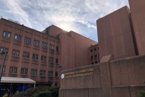 2 DC Jail inmates die, 1 hospitalized after apparent overdoses