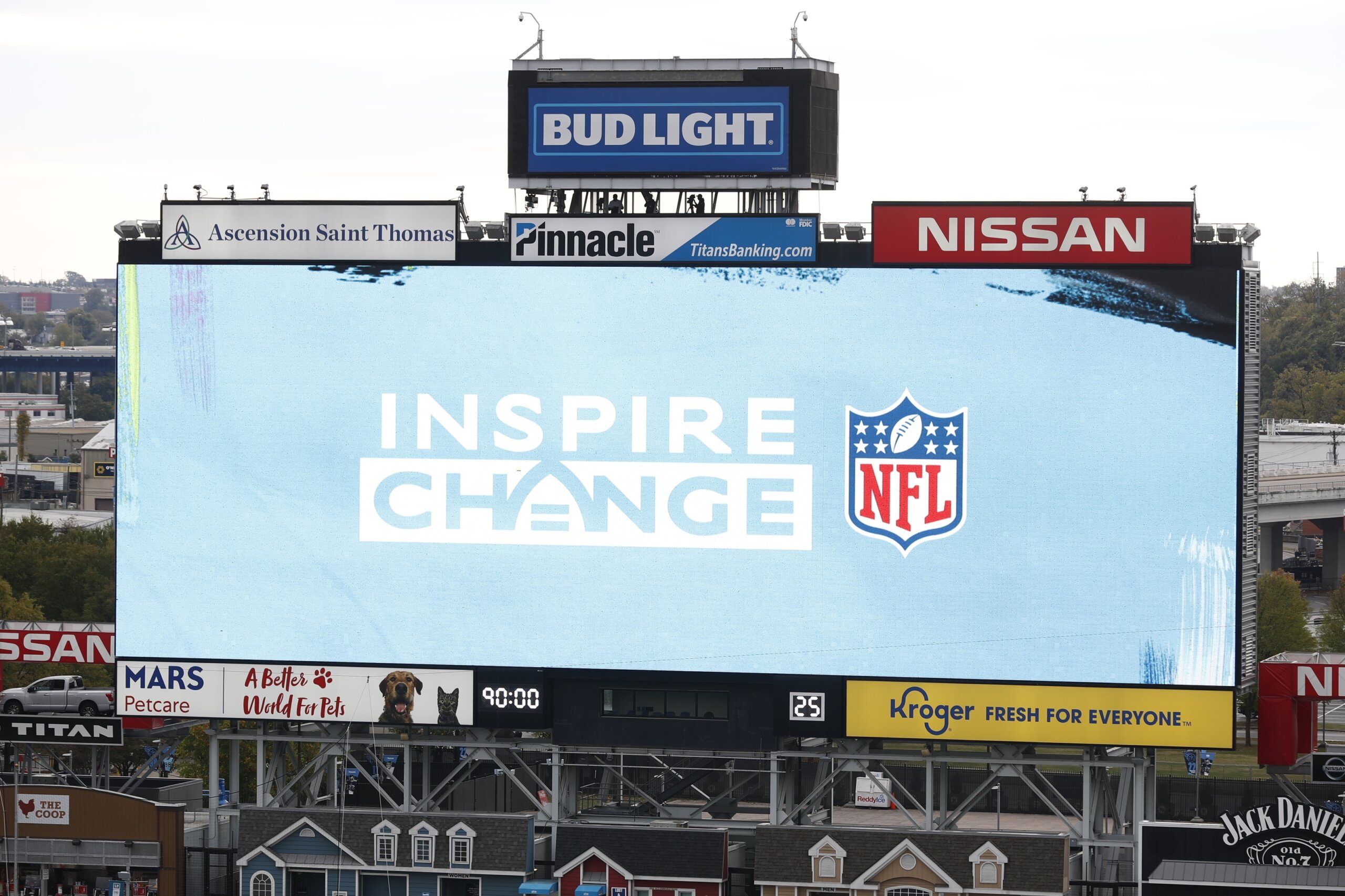 NFL players, owners help ‘Inspire Change’ for social justice WTOP News