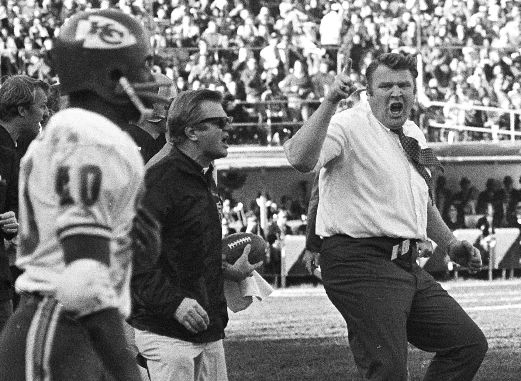Remembering John Madden: He mentored NFL coaches until the end - Sports  Illustrated
