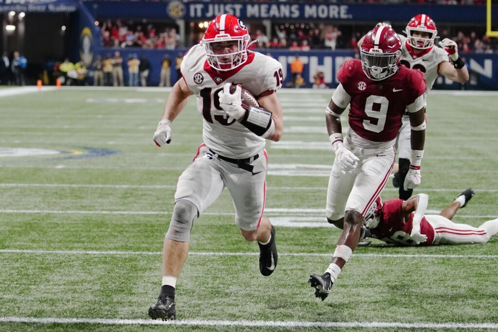 Proud Georgia defense humbled in SEC title game loss to Tide