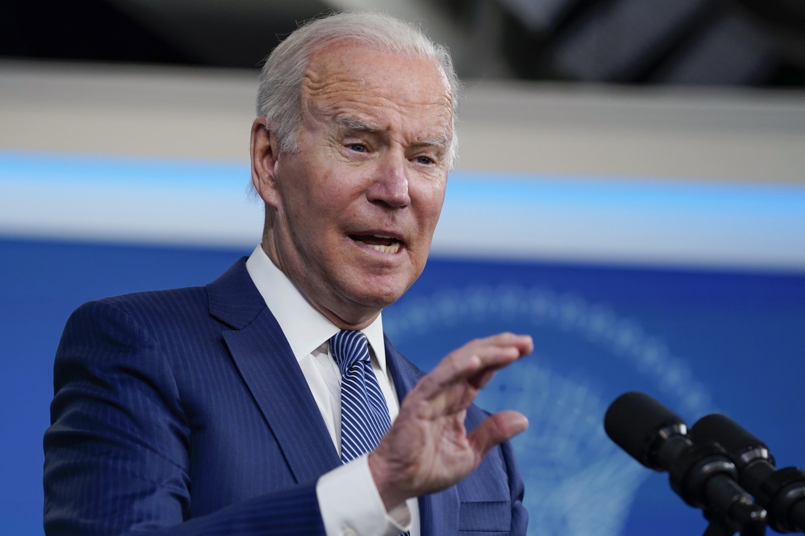 Pushing COVID-19 boosters, Biden says ‘we need to be ready’ - WTOP News