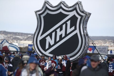 NHL, NHLPA begin holiday break early, citing COVID-related postponements