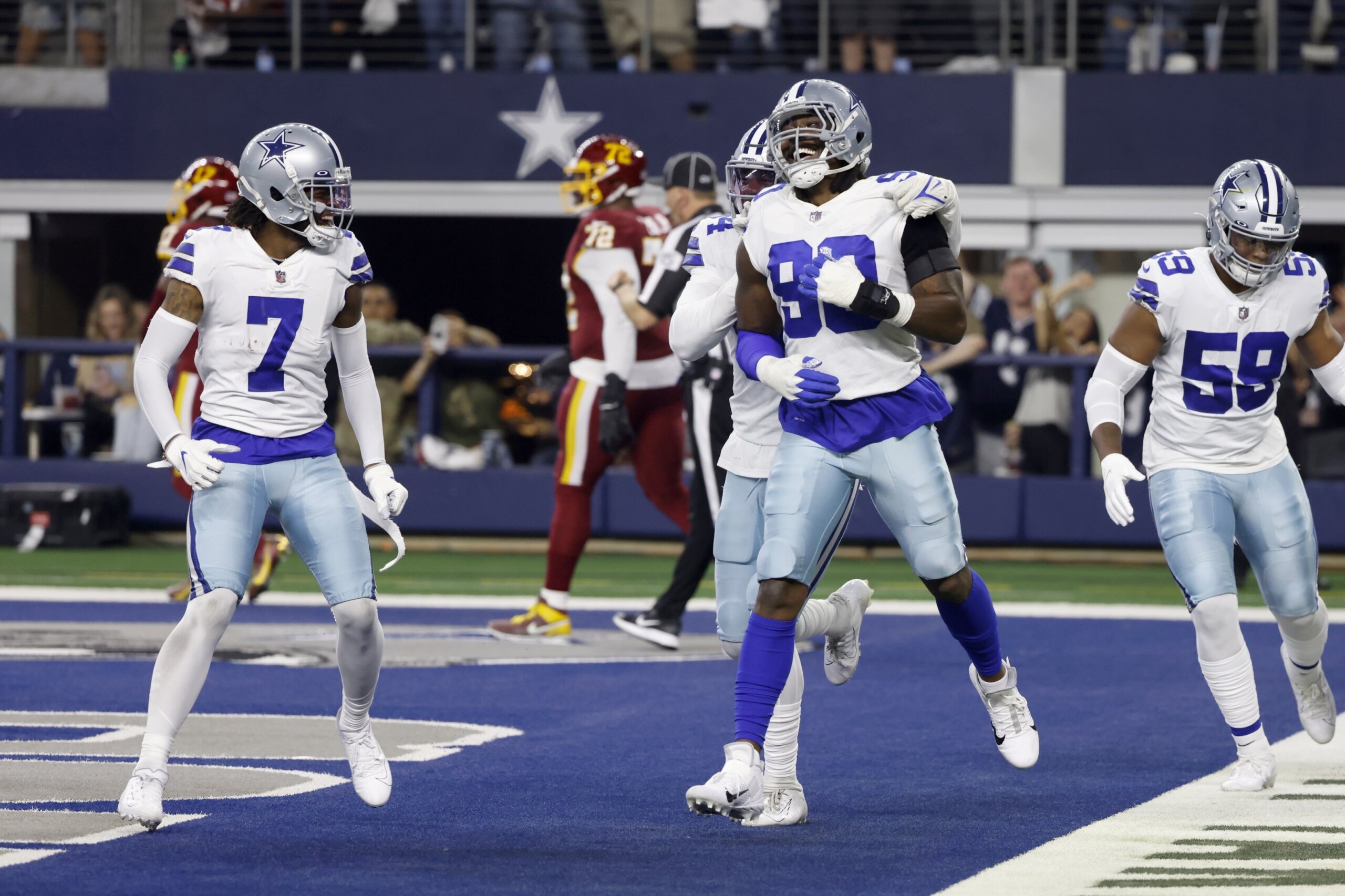 Cowboys look complete, try to stay in mix for NFC's top seed - WTOP