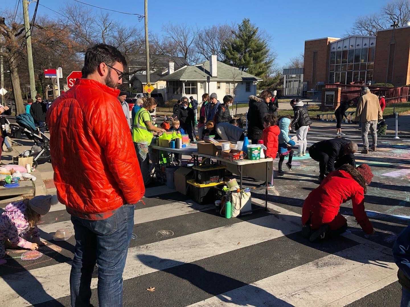 ‘It’s really beautiful’: Safe streets advocates shut down street for ‘chalk-in’ in honor of girl killed in crosswalk