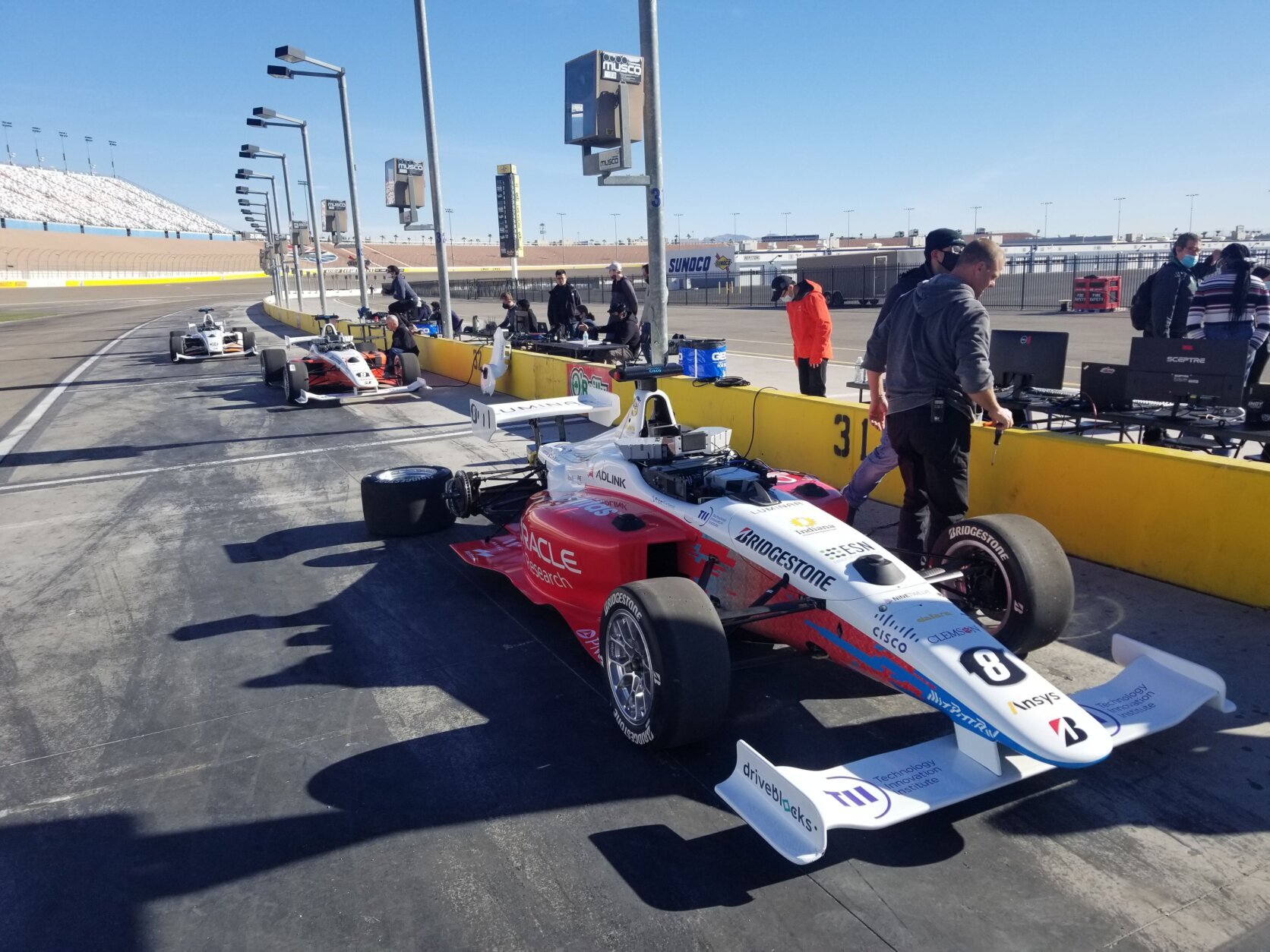 Carros autônomos: CES 2022 terá corrida de Fórmula Indy sem pilotos em Las  Vegas