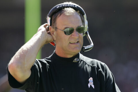 Arizona State hires Billick as offensive analyst