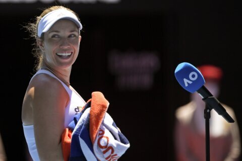 The Latest: Medvedev wins in 5, into Australian Open semis