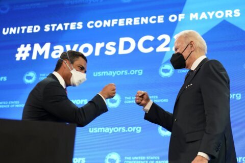 Biden enlists mayors as allies on infrastructure and economy
