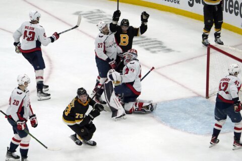 McAvoy’s late goal lifts Bruins to 4-3 win over Capitals
