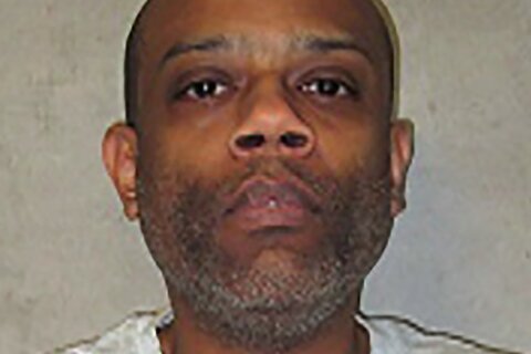 Oklahoma executes man for 2001 slayings of 2 hotel workers