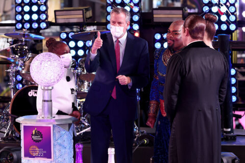 Andy Cohen goes viral for roasting Bill de Blasio during NYE broadcast
