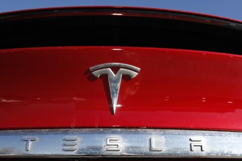 Tesla recall: ‘Full Self-Driving’ software runs stop signs