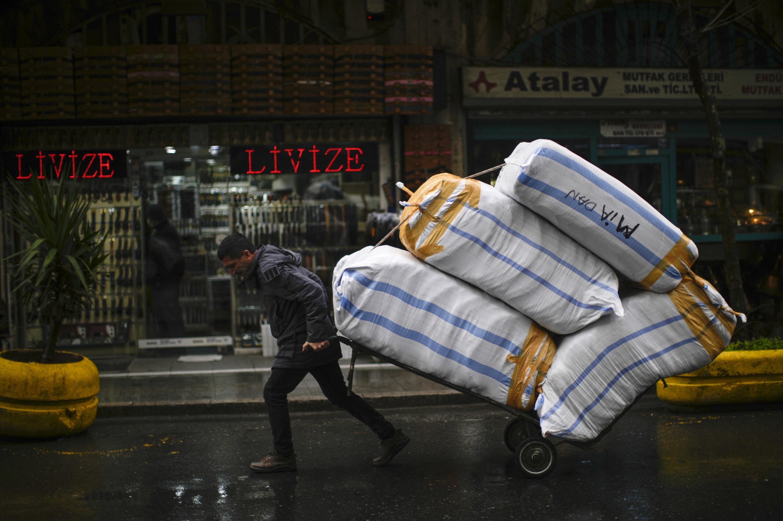 EXPLAINER Are Turkey’s efforts to fix the economy working? WTOP News