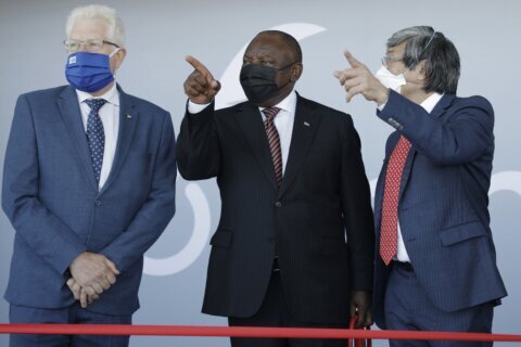 South African president launches vaccine manufacturing plant