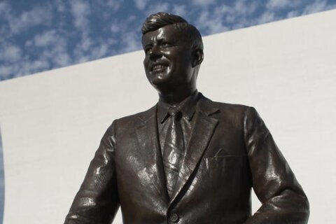 Memorializing John F. Kennedy in bronze